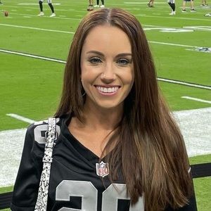 Meet your Posher, Marissa